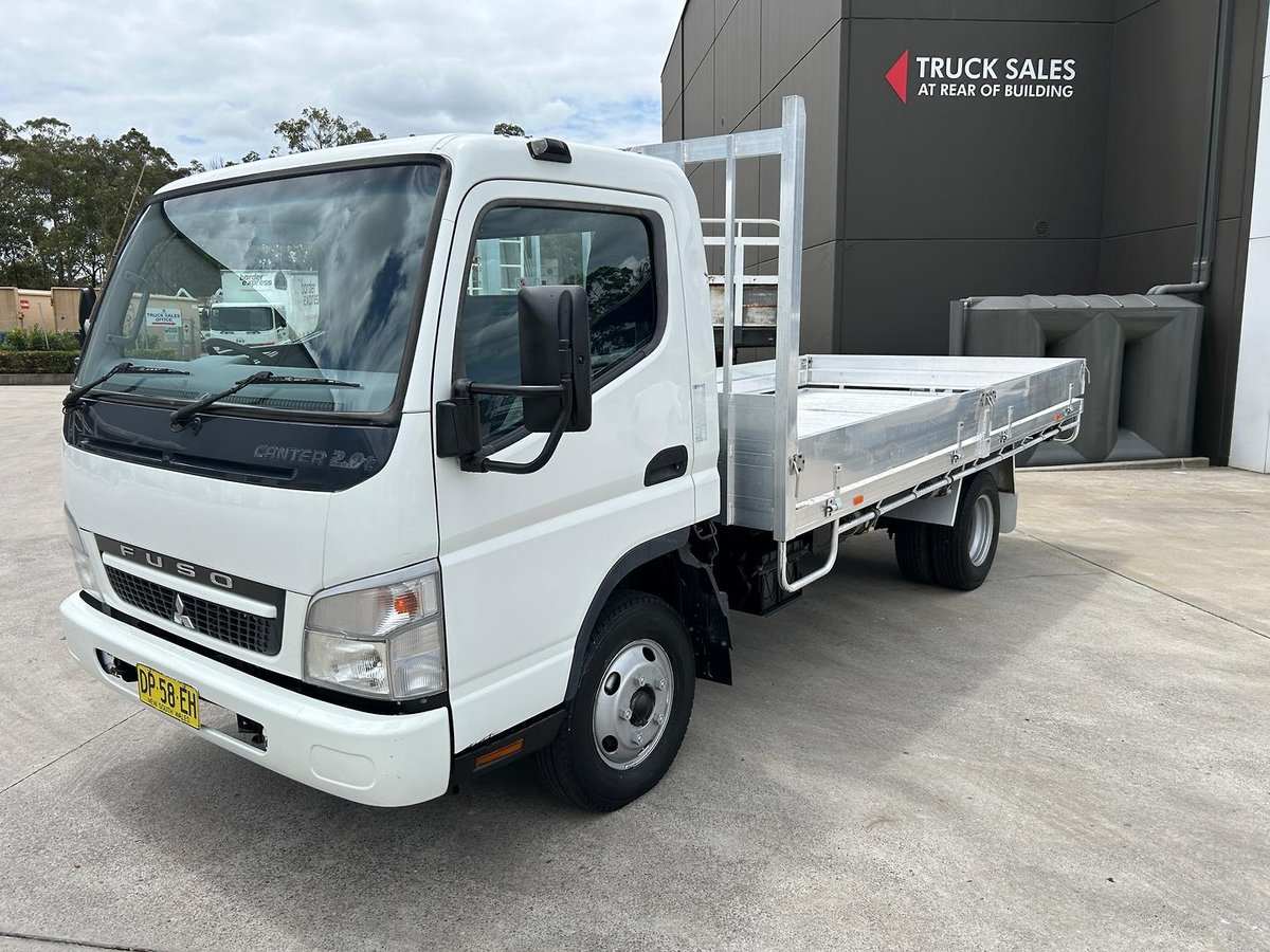 2009 Fuso Canter image 3