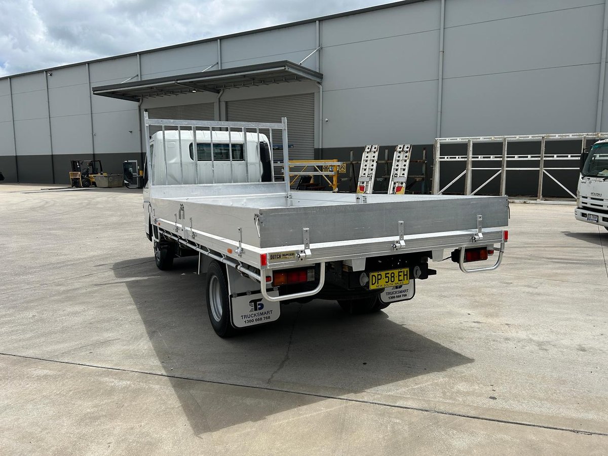 2009 Fuso Canter image 7