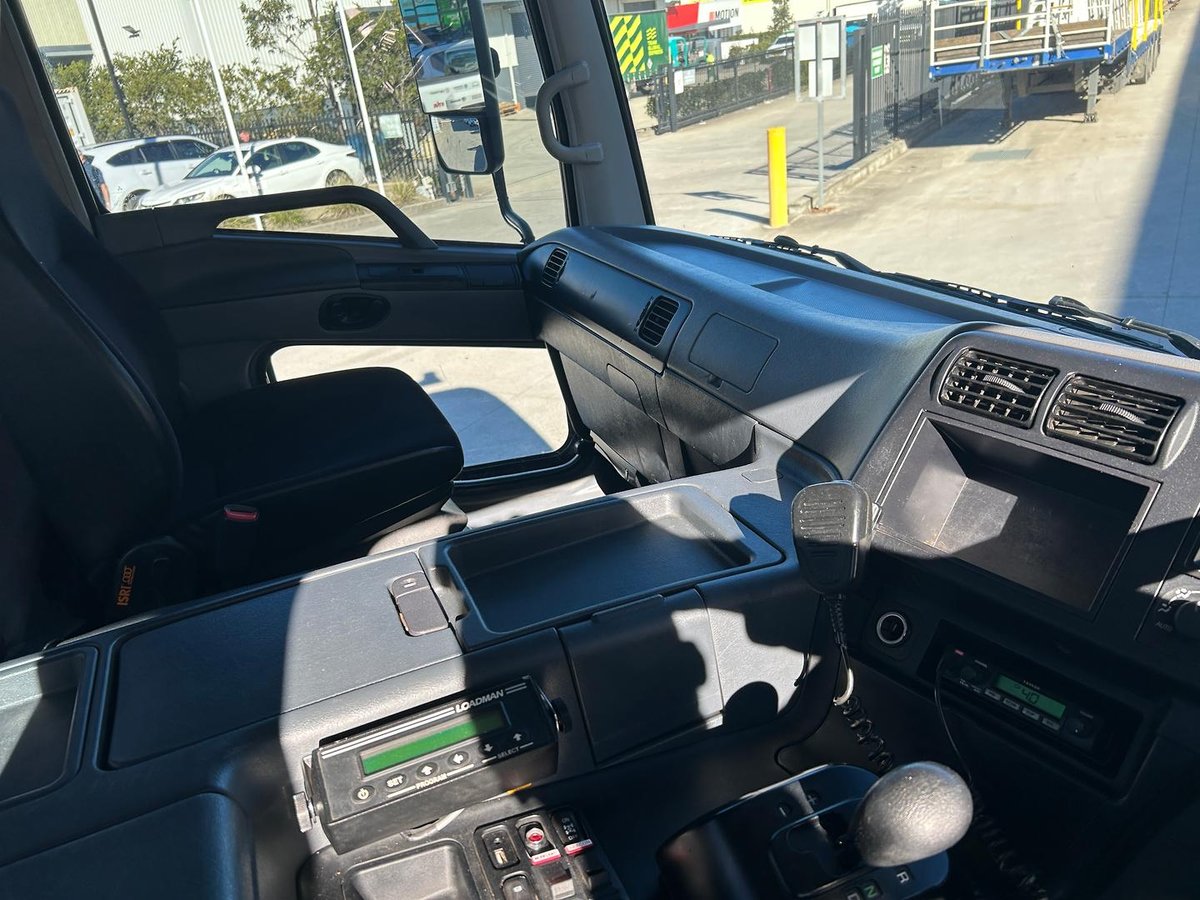 2014 Fuso Fs 52SS image 10