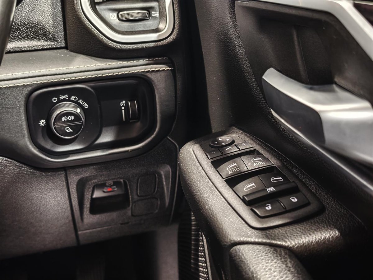 2023 RAM 1500 Big Horn DT MY23 4X4 Dual Range image 14