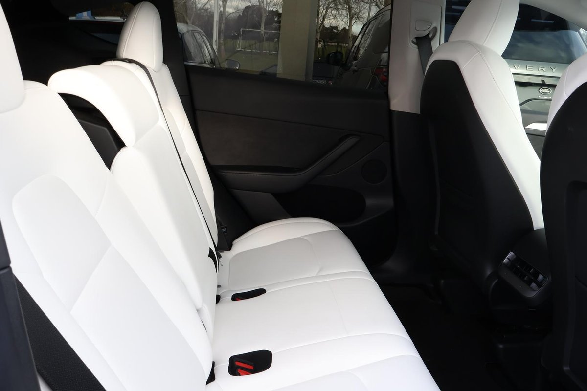 2022 Tesla Model Y Rear-Wheel Drive image 23