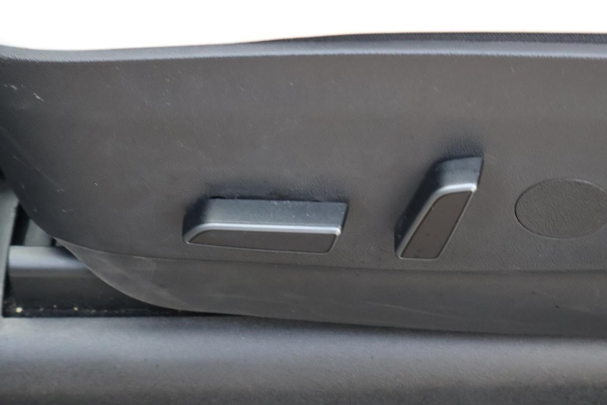 2022 Tesla Model Y Rear-Wheel Drive image 26