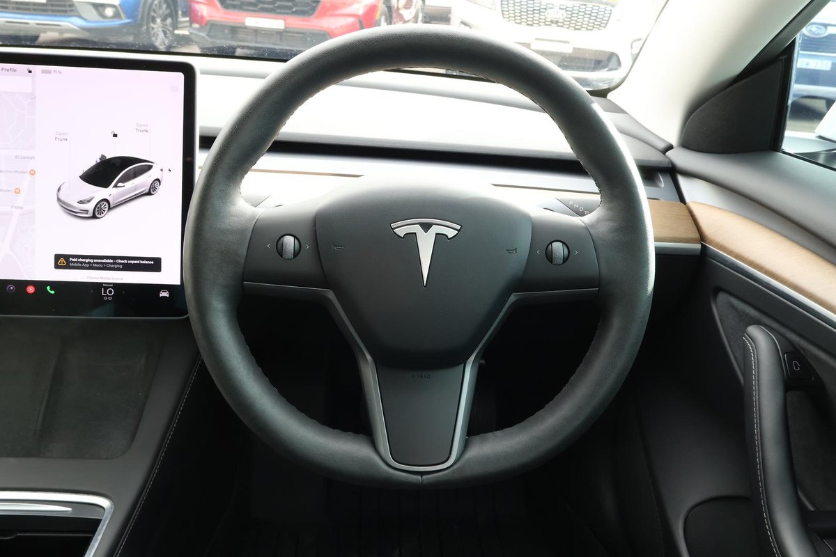 2020 Tesla Model 3 Long Range AWD image 10