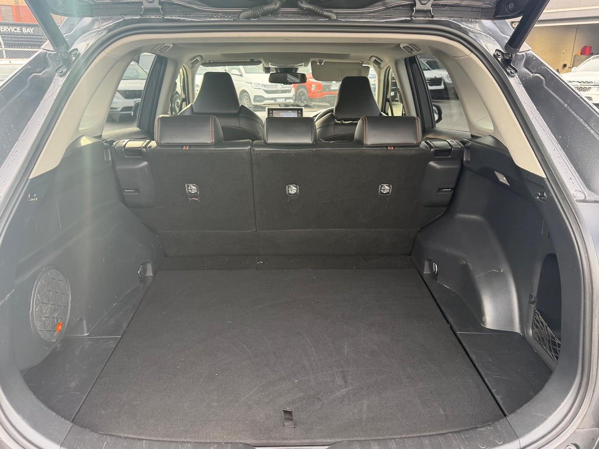 2020 Toyota RAV4 Edge AXAA54R AWD image 9