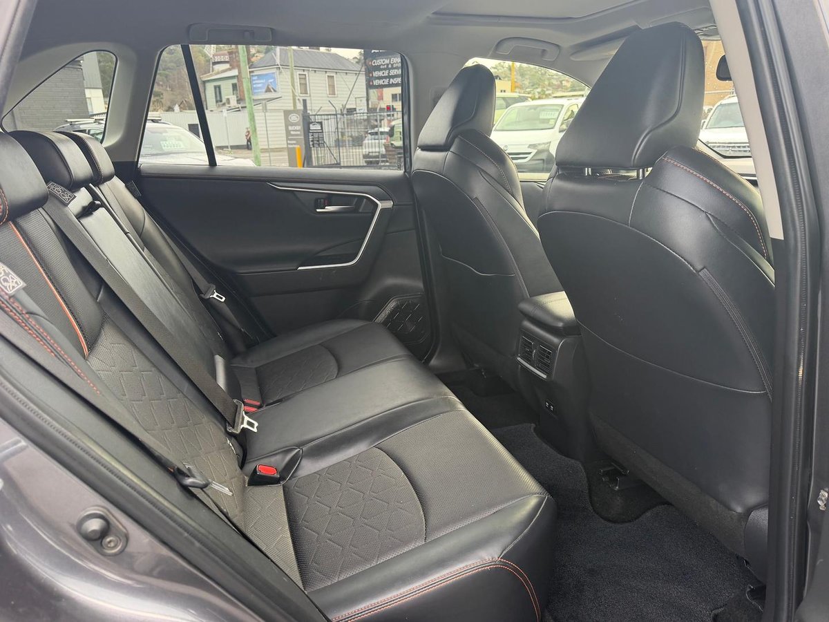 2020 Toyota RAV4 Edge AXAA54R AWD image 12