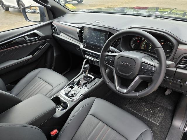 2026 Isuzu MU-X X-TERRAIN MY25.5 4X4 Dual Range image 14