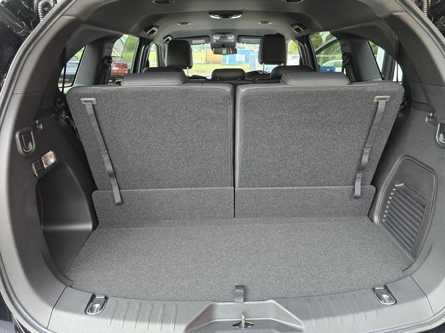 2026 Isuzu MU-X X-TERRAIN MY25.5 4X4 Dual Range image 19