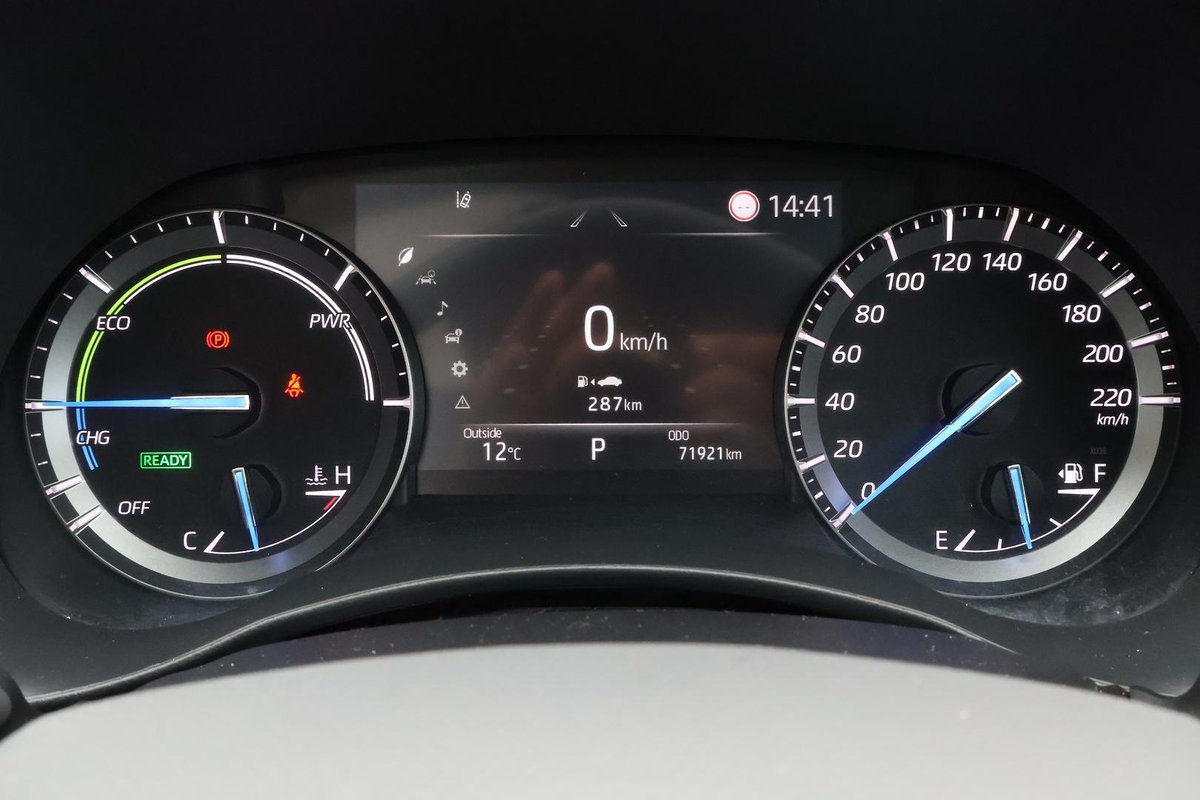 2022 Toyota Kluger image 13