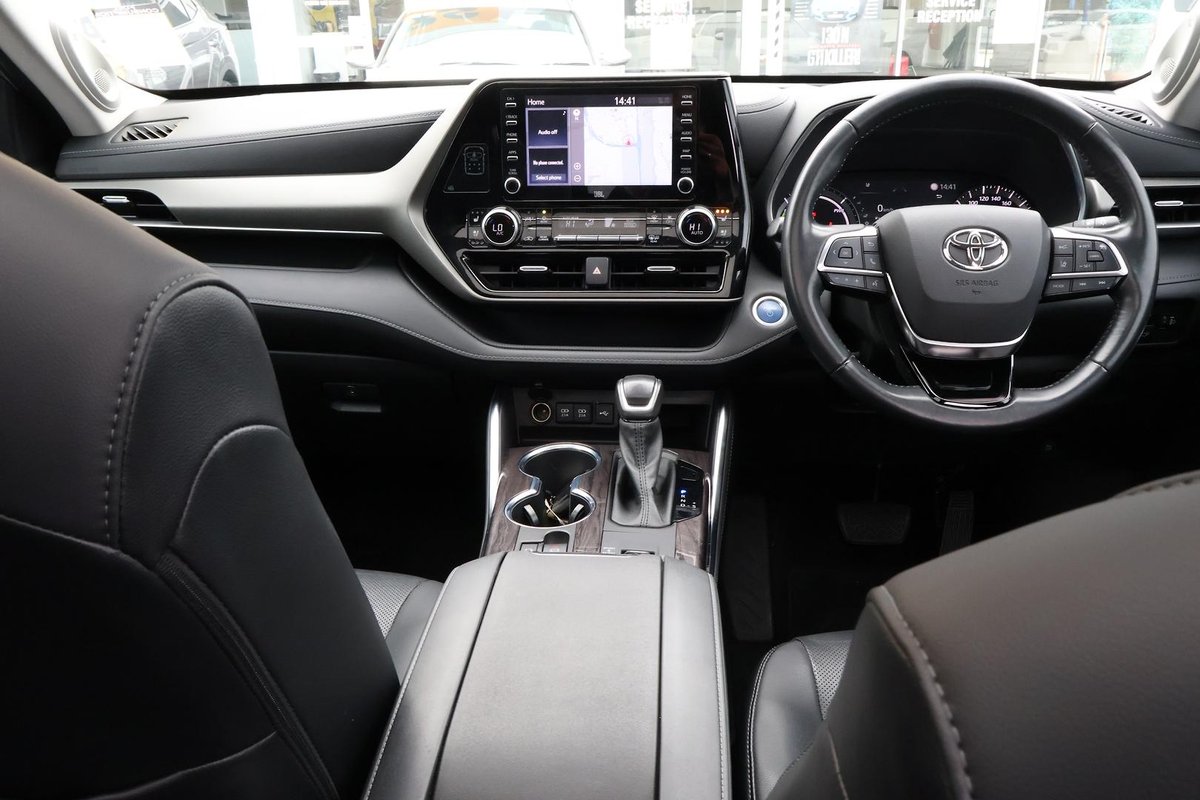 2022 Toyota Kluger image 9