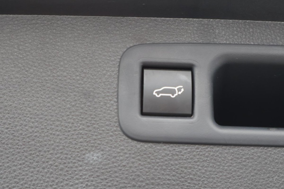2022 Toyota Kluger image 31