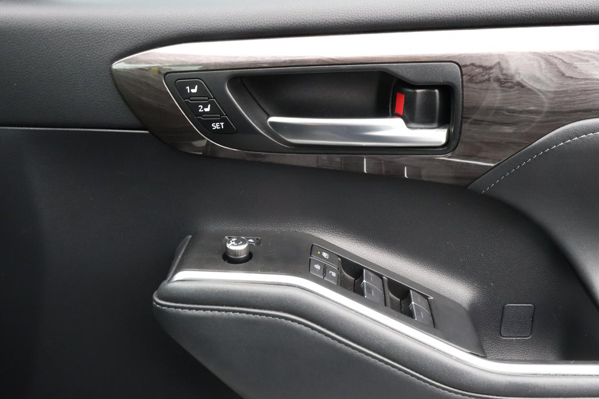 2021 Toyota Kluger Grande AXUH78R 4X4 On Demand image 22