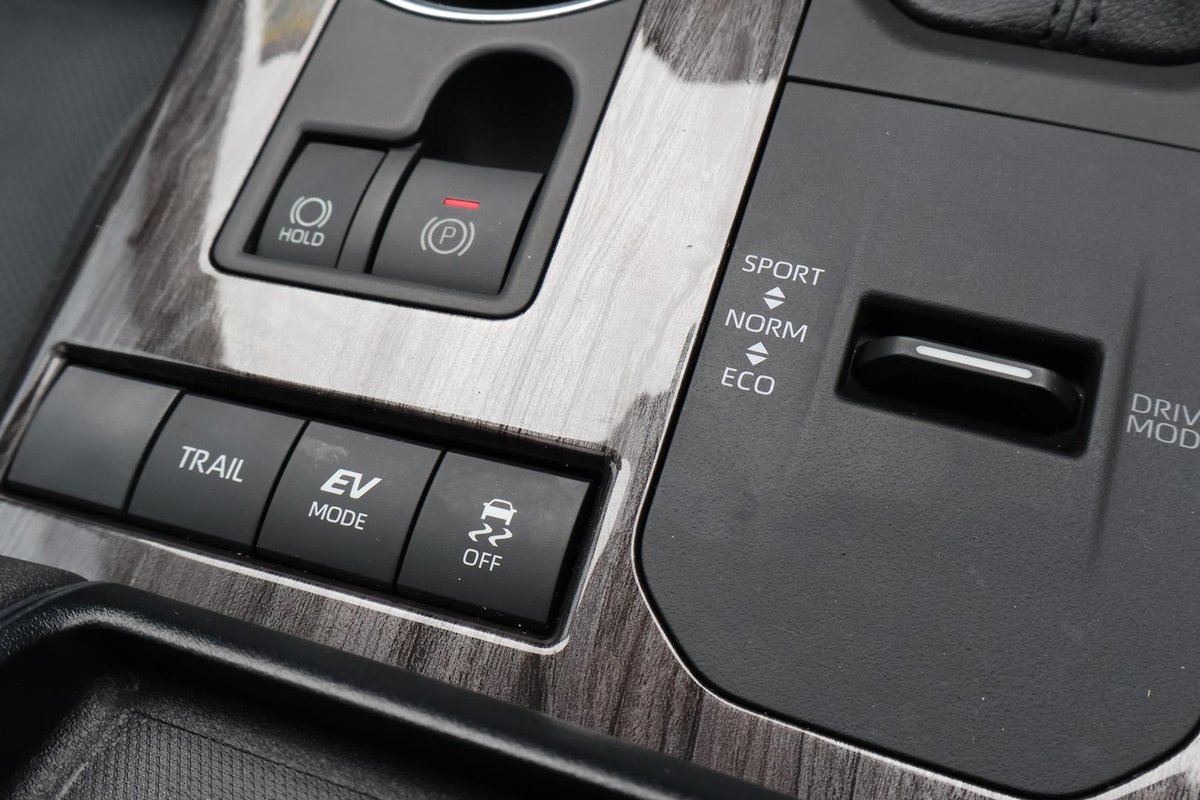 2022 Toyota Kluger image 21