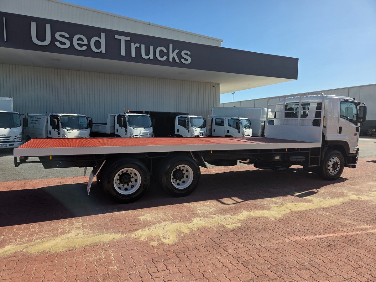 2011 Isuzu Trucks Fvy1400 Auto 6x4 Tray image 19