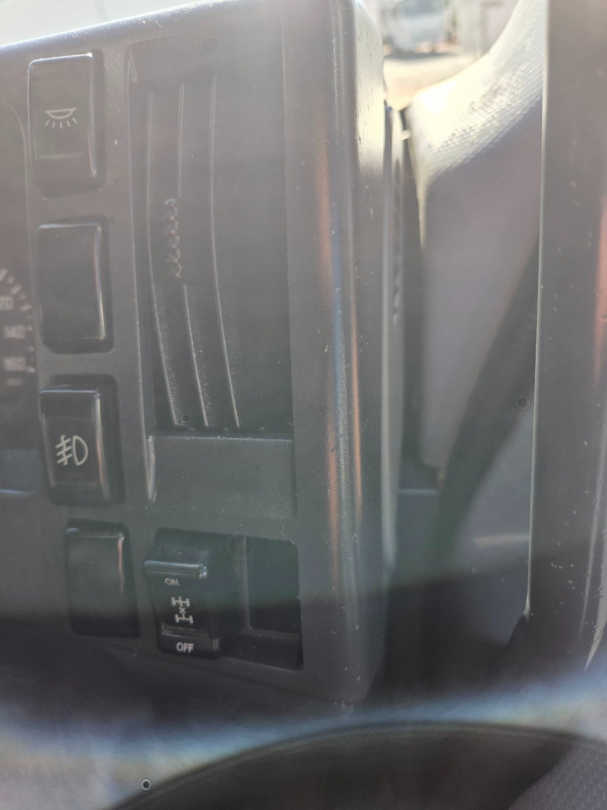 2011 Isuzu Trucks Fvy1400 Auto 6x4 Tray image 2