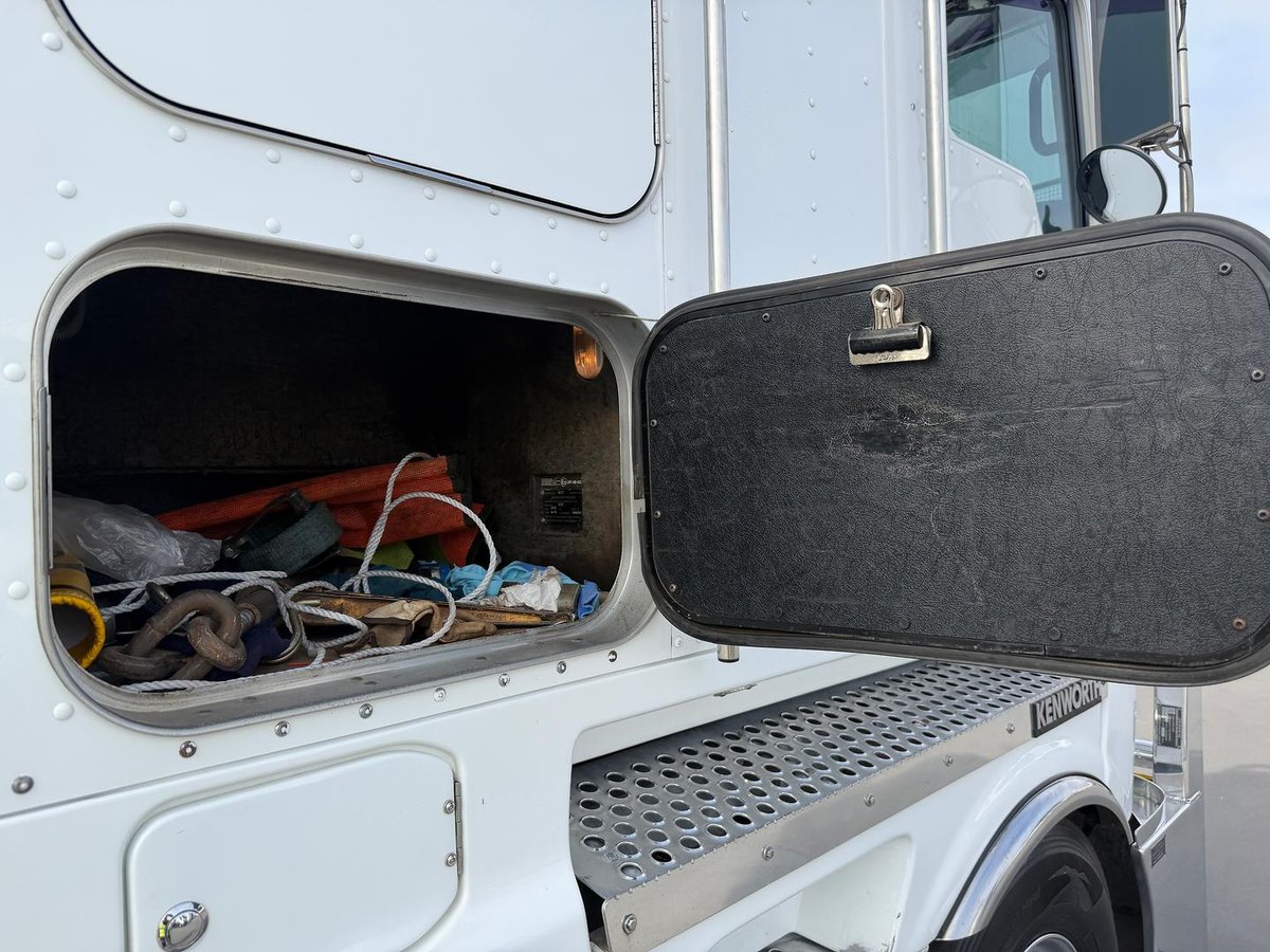 2018 Kenworth K200 image 26