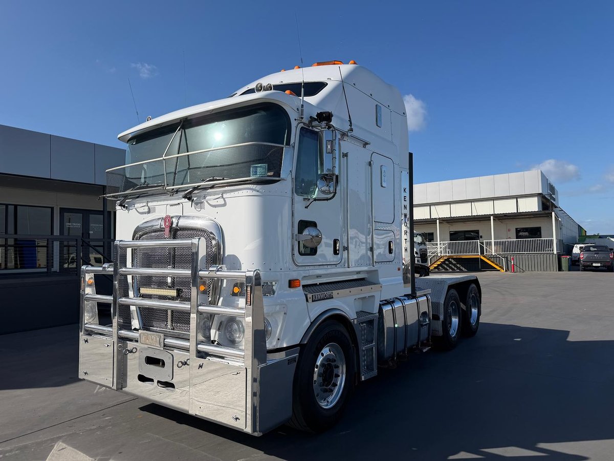2018 Kenworth K200 image 7