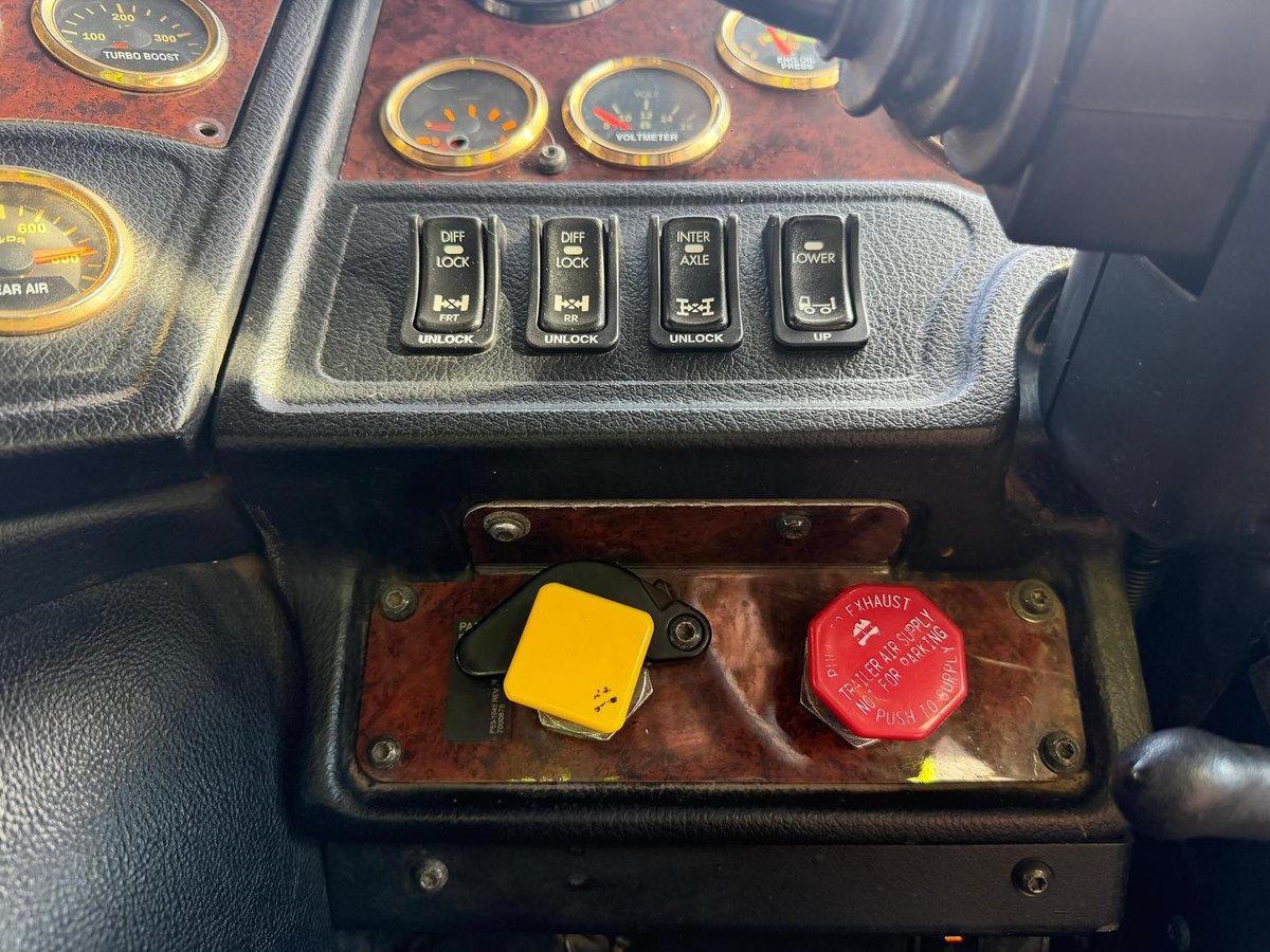 2018 Kenworth K200 image 22