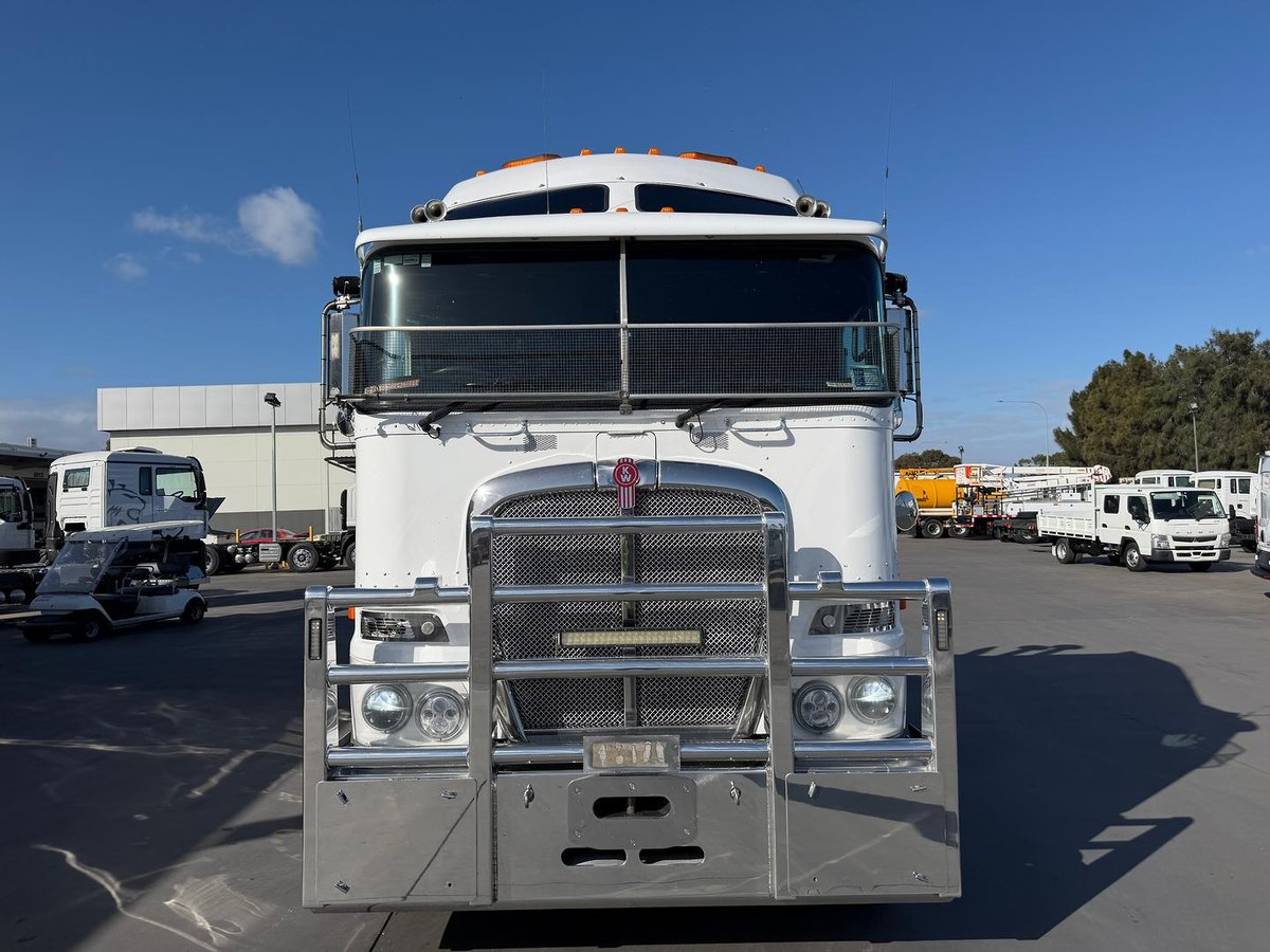 2018 Kenworth K200 image 8