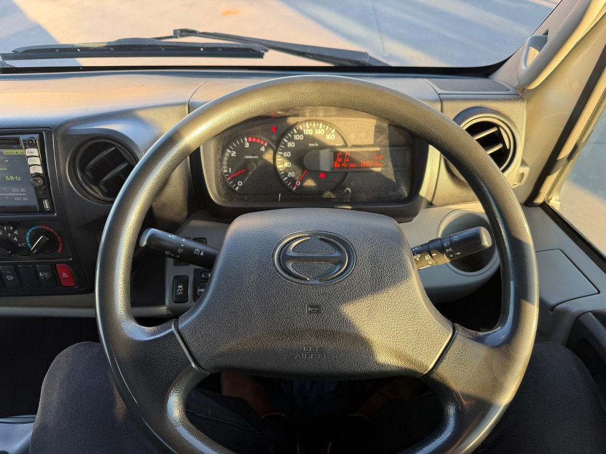 2014 Hino 300 Series 917 Medium image 29