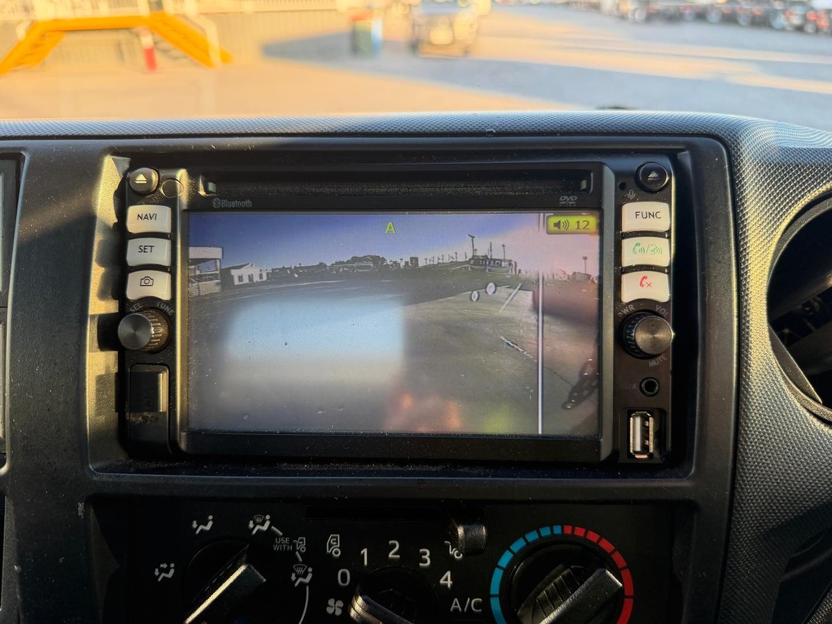 2014 Hino 300 Series 917 Medium image 33