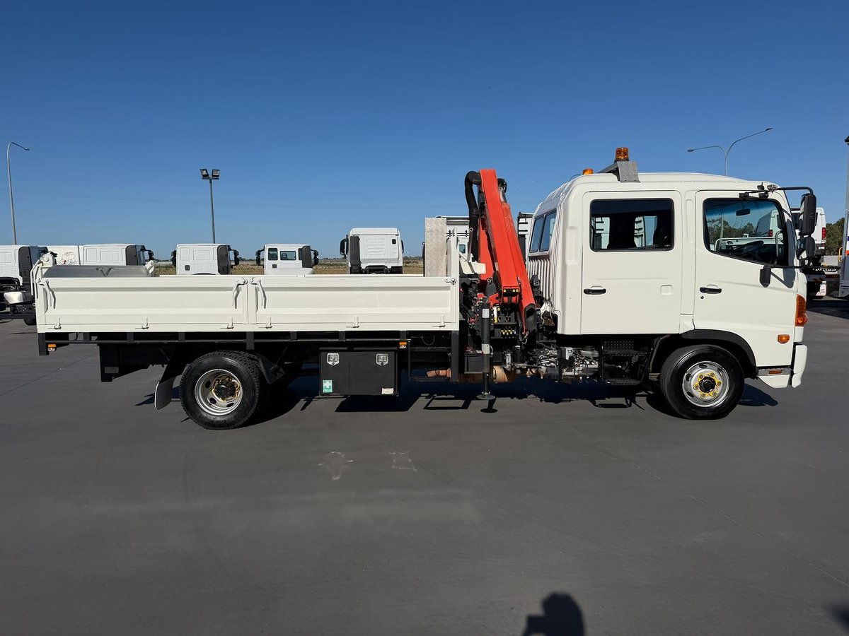 2012 Hino Fd 1124 FD 1124 image 2
