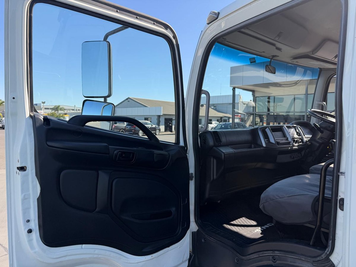 2012 Hino Fd 1124 FD 1124 image 30