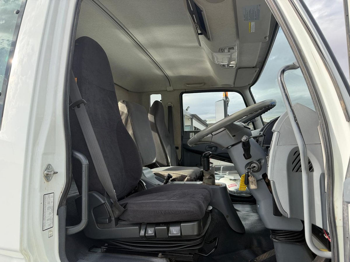 2012 Fuso Fighter 1627 image 17