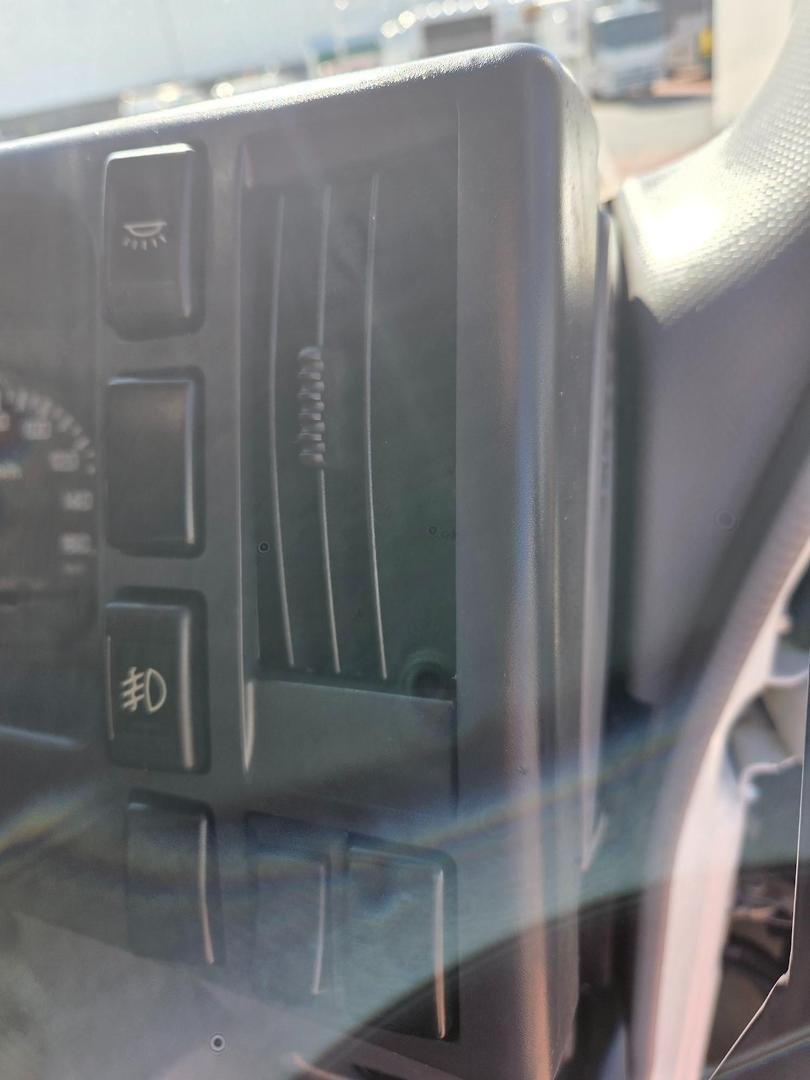 2008 Isuzu Fvm1400 6X2 14 Ton Tray image 4