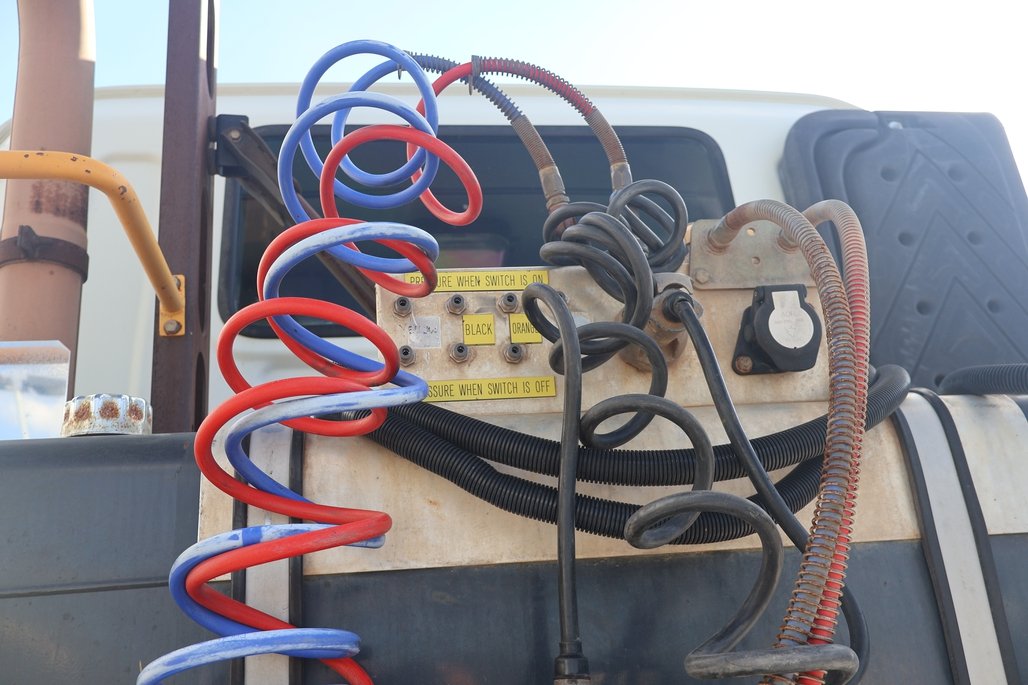 2019 Isuzu Cxz 240-460 image 14