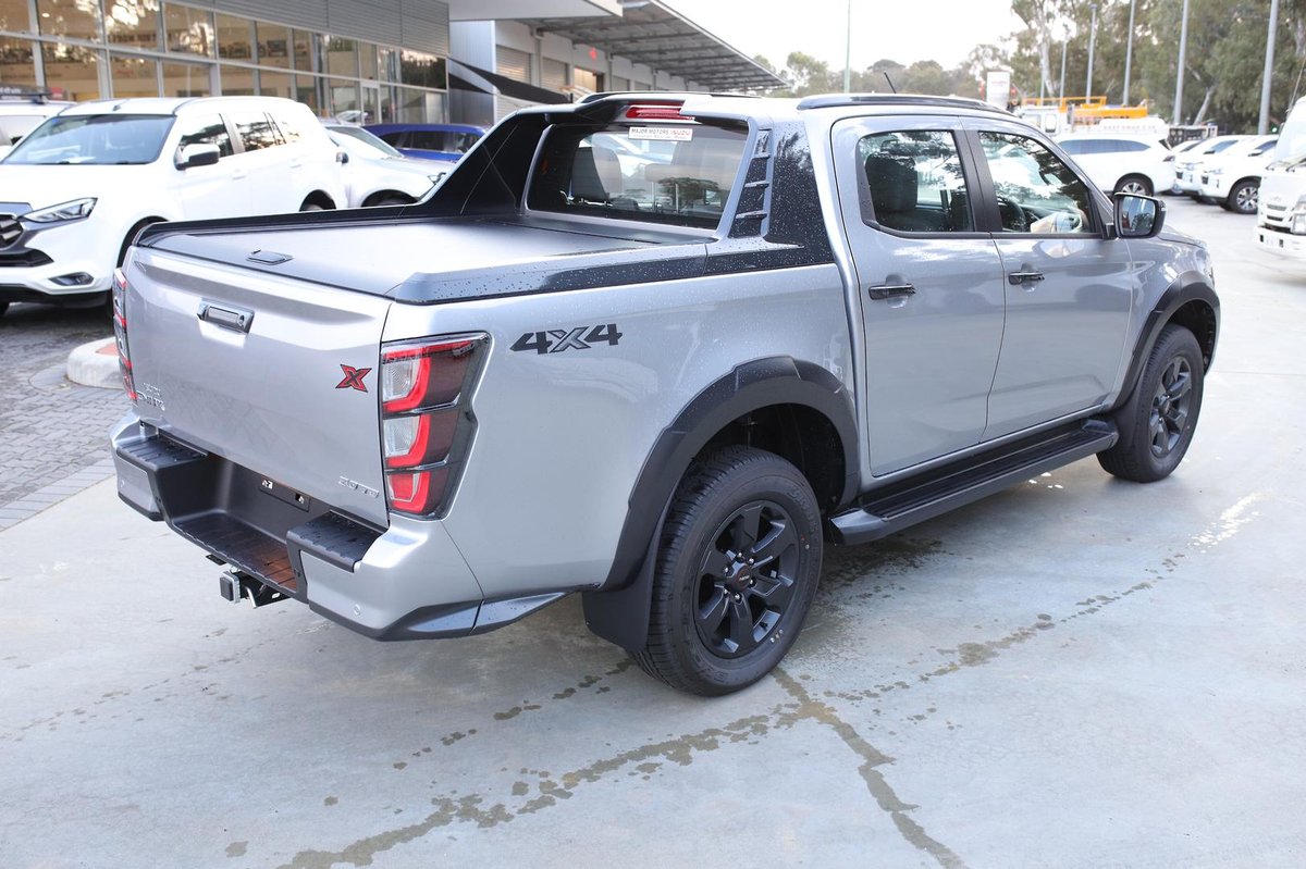 2025 Isuzu D-MAX X-TERRAIN MY25.5 4X4 Dual Range image 3