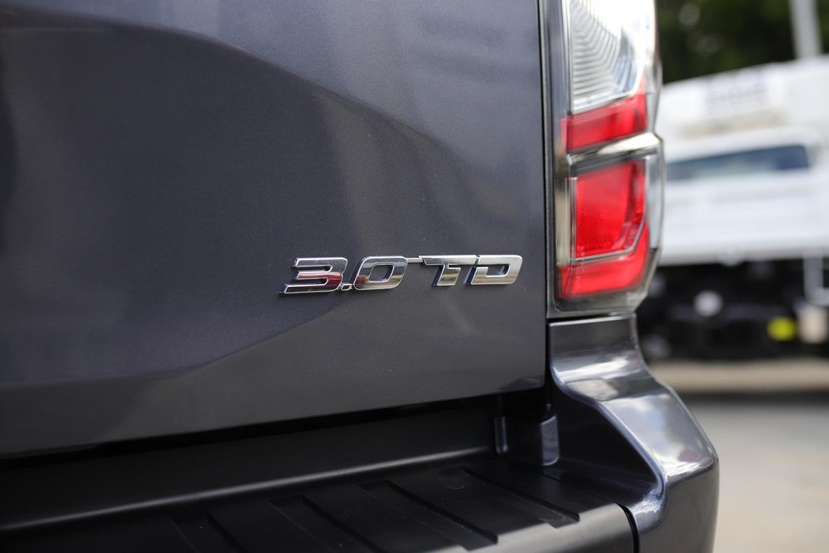 2025 Isuzu D-MAX X-TERRAIN MY25.5 4X4 Dual Range image 13
