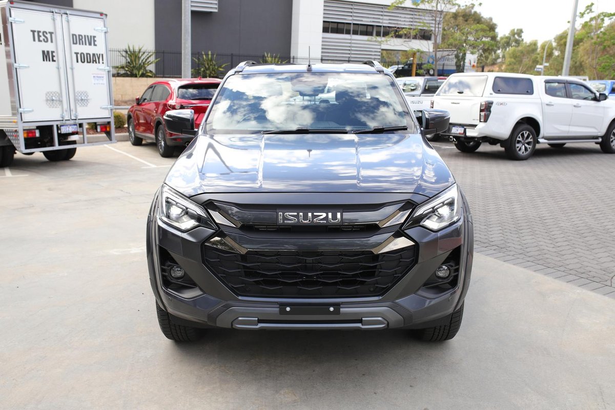2025 Isuzu D-MAX X-TERRAIN MY25.5 4X4 Dual Range image 8