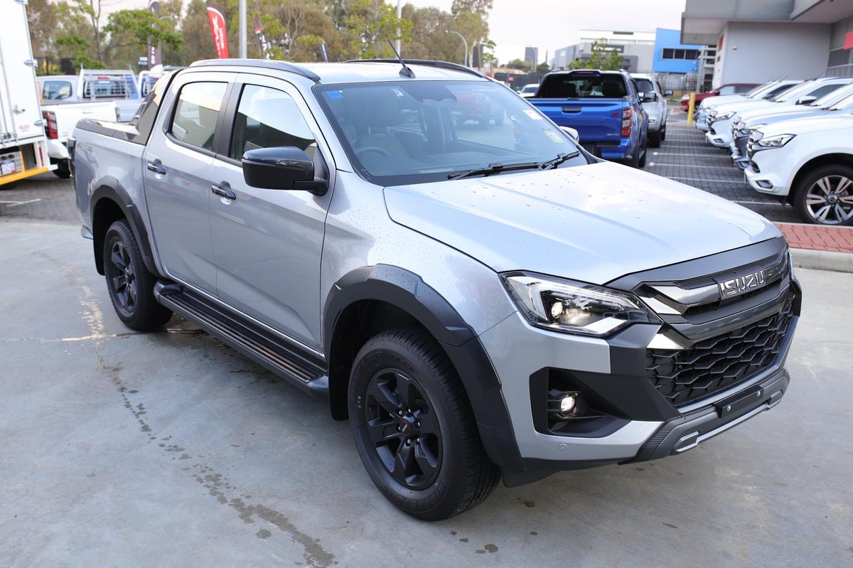 2025 Isuzu D-MAX X-TERRAIN MY25.5 4X4 Dual Range image 9