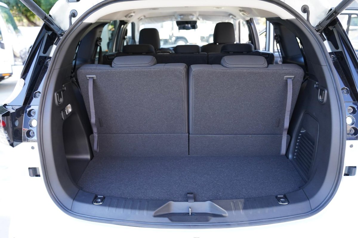 2025 Isuzu Mu-x Ls-u My25.5 4x4 Dual Range image 28