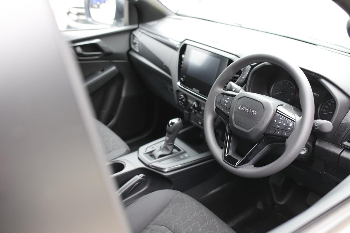 2025 Isuzu D-MAX X-RIDER MY25.5 4X4 Dual Range image 16