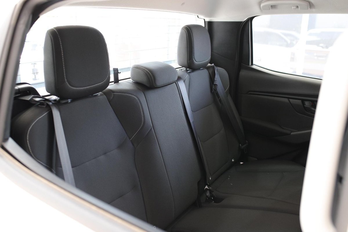 2025 Isuzu D-MAX SX MY25.5 4X4 Dual Range image 26