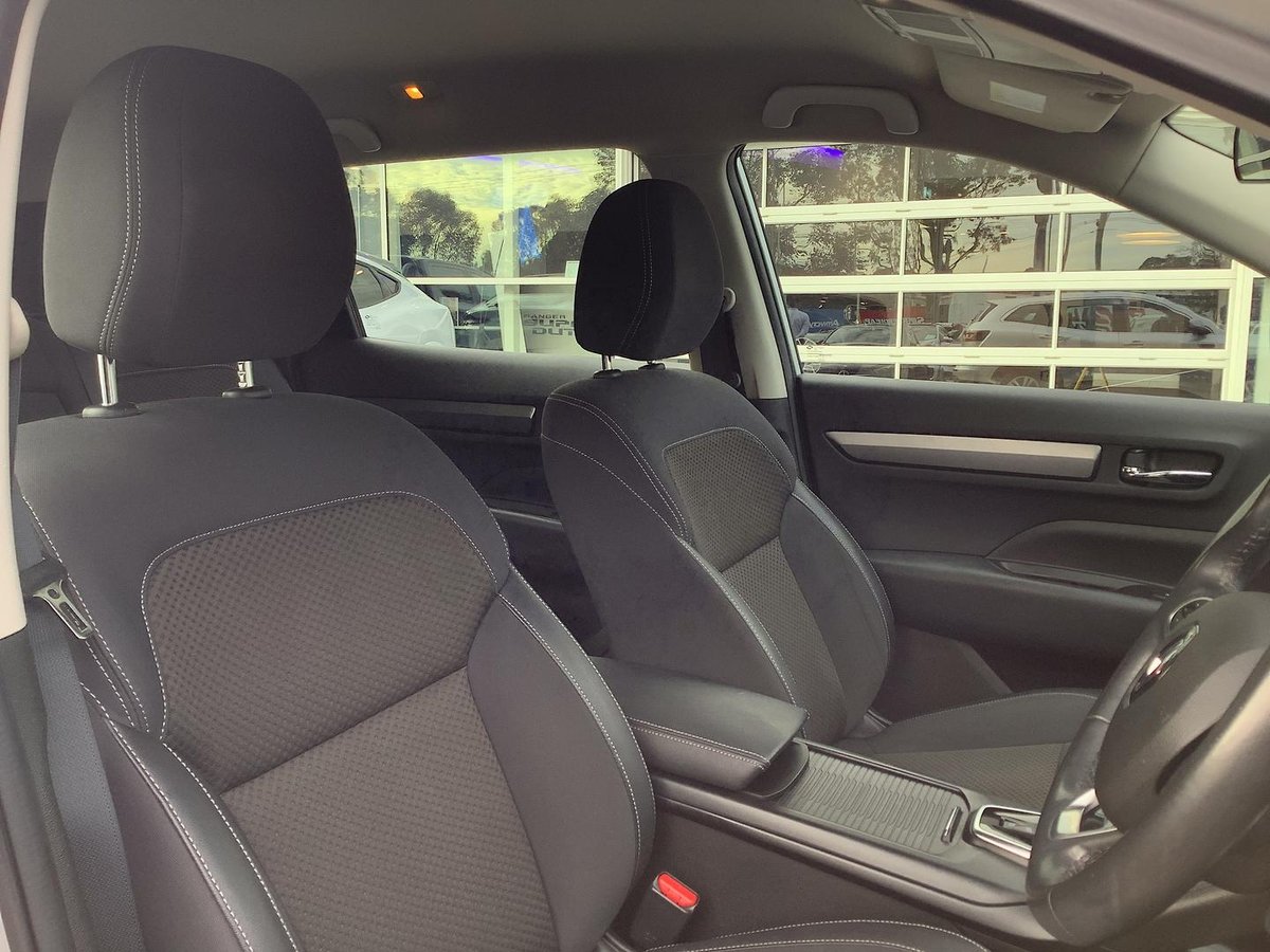 2019 Renault Koleos Life HZG image 24