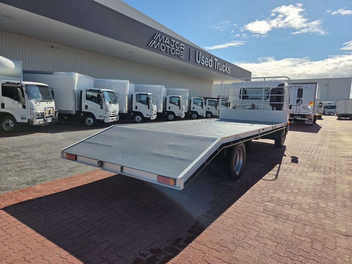 2014 Hino Fe 1426-500 Series 7 Ton Beavertail image 14