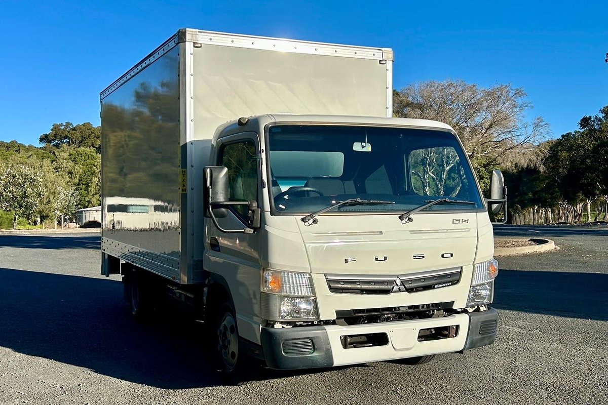 2019 Fuso Canter 515 image 7