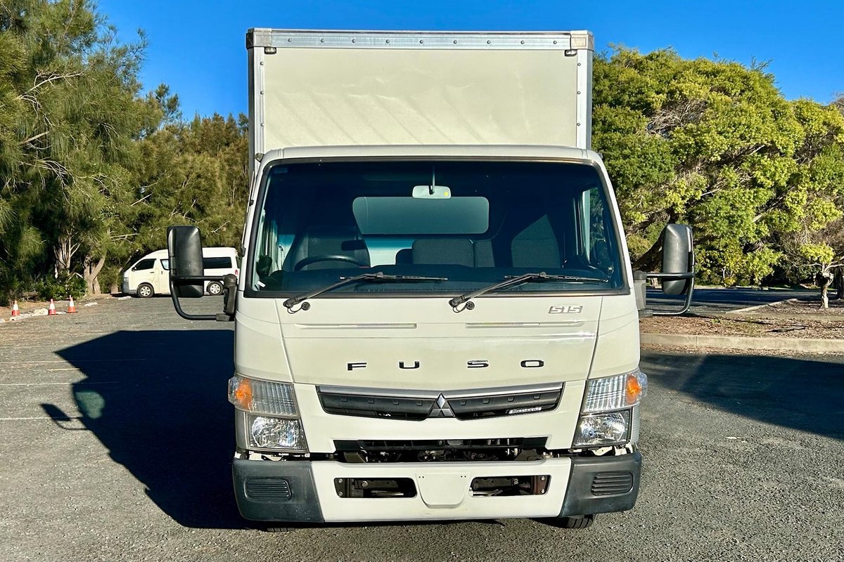 2019 Fuso Canter 515 image 8