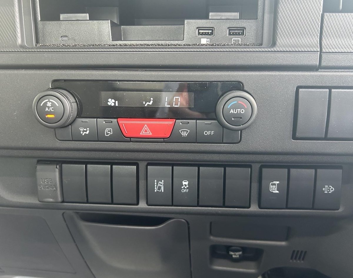 2026 Isuzu N Series Nlr 45-150 Dt D34 Traypack image 15