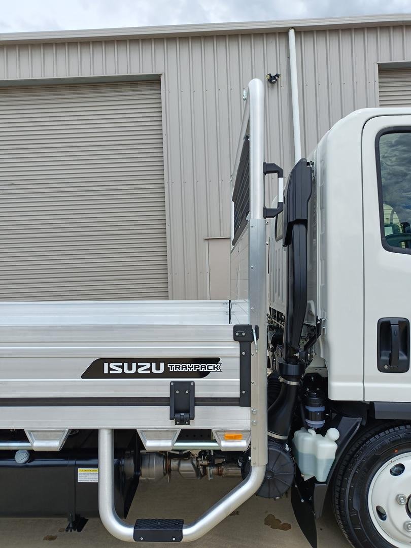 2026 Isuzu N Series Nlr 45-150 Mt D34 Traypack image 4