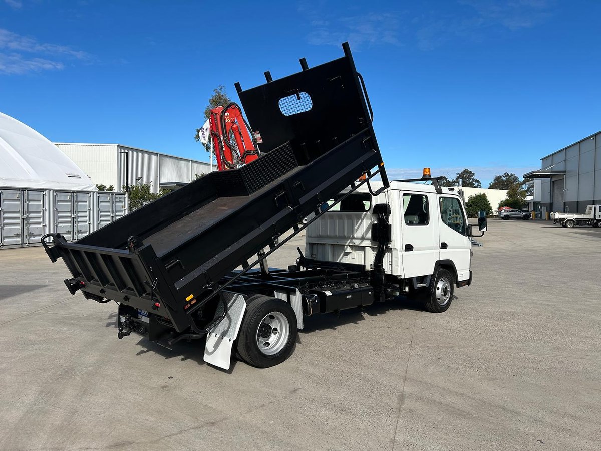 2014 Fuso Canter 918 image 16