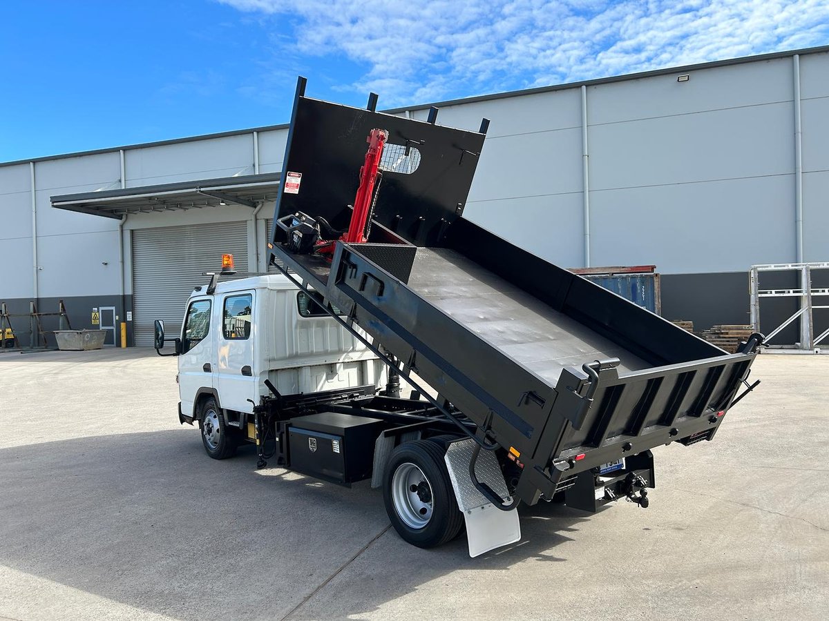 2014 Fuso Canter 918 image 18