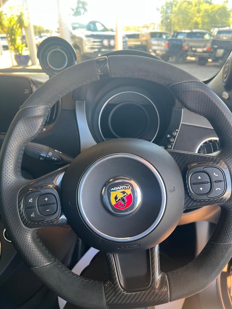 2024 Abarth 695 75 Anniversario MY23 image 11