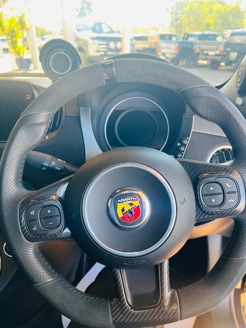 2024 Abarth 695 75 Anniversario MY23 image 15