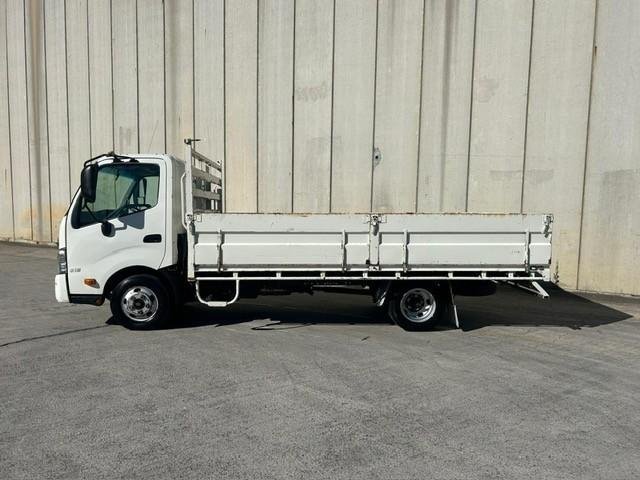 2014 Hino 300 Series 616 Steel Ace image 2
