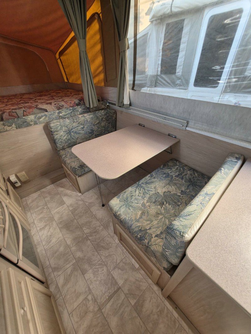 2001 JAYCO SWAN TOURING image 8