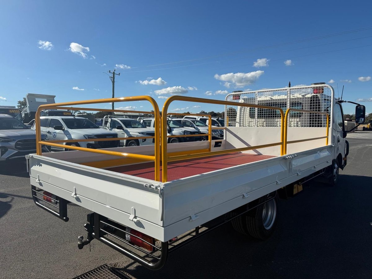 2023 Hino 300 Series 616 Crew image 12