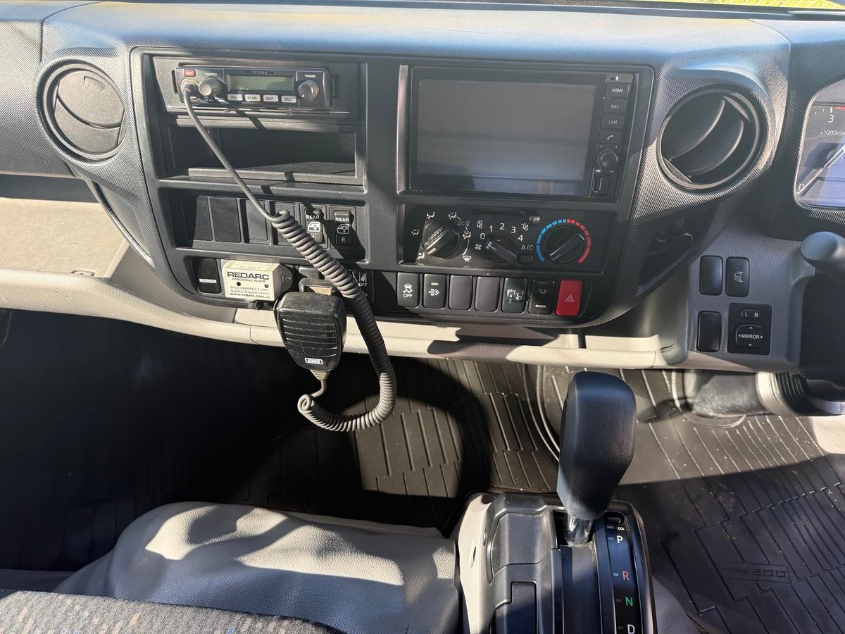 2023 Hino 300 Series 616 Crew image 19